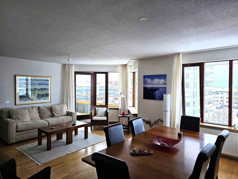 Family Penthouse With Great View Apartment Garthabaer Bagian luar foto